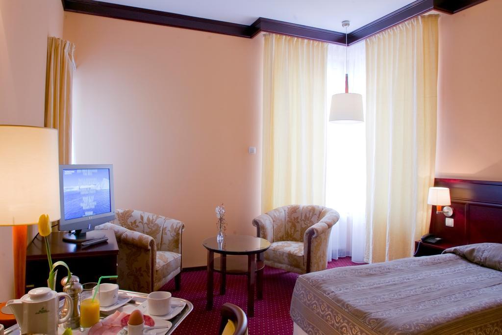 Meduza Hotel & Spa เมียลโน ภายนอก รูปภาพ